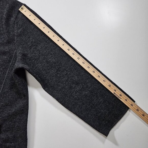 Laurel Cardigan Women 36 Gray Long Buttons LS Virgin Wool Luxury Timeless Pocket - Picture 6 of 13